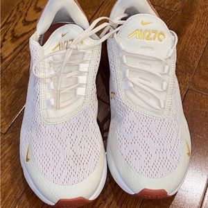 Nike AirMax 270